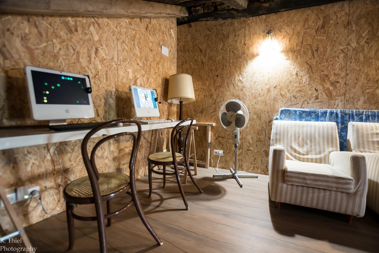 Albergue Rosalia / Pilgrim Hostel Castrojeriz Luaran gambar