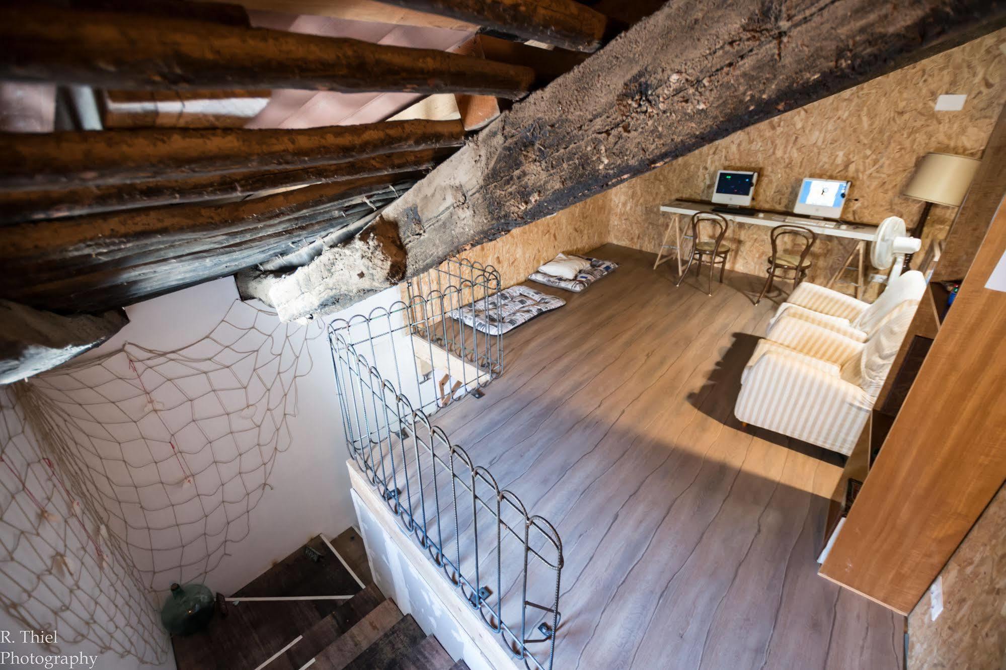 Albergue Rosalia / Pilgrim Hostel Castrojeriz Luaran gambar